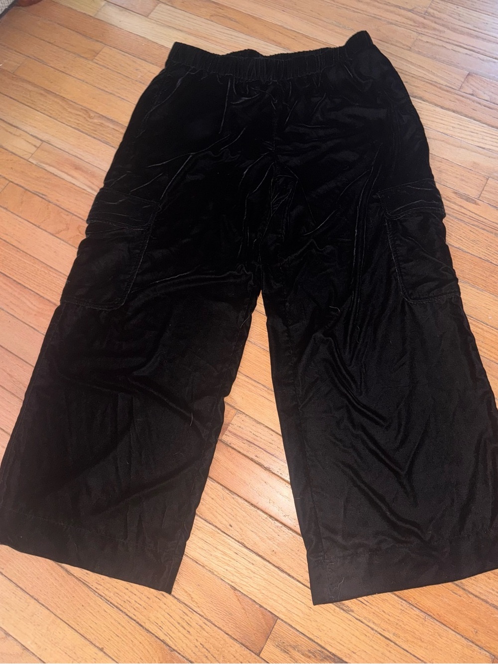 Universal Thread Black Wide Leg Velvet Pants
